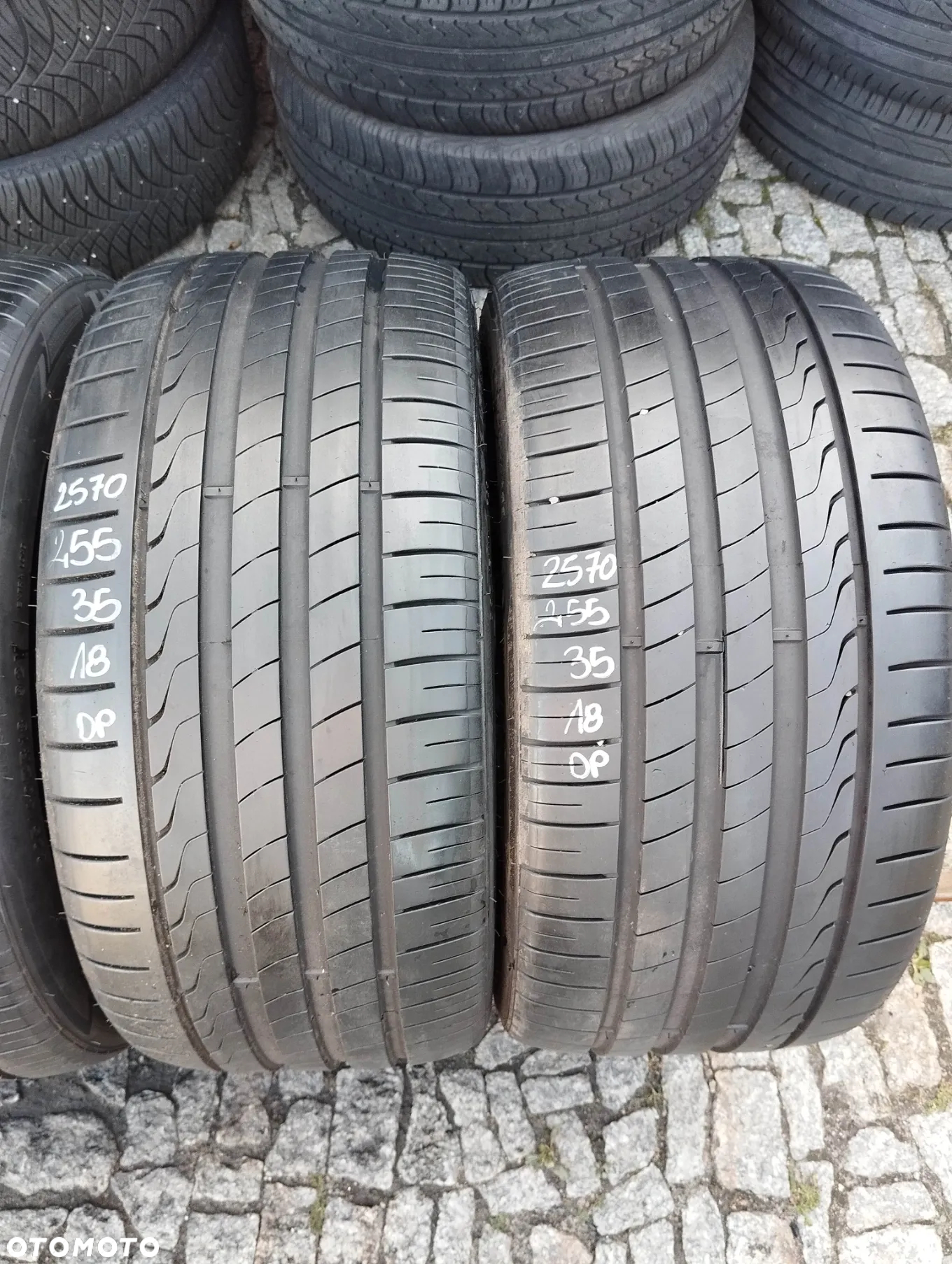 255 35 18 x2 225 40 18 x2 IMPERIAL ECO SPORT 2 - 4