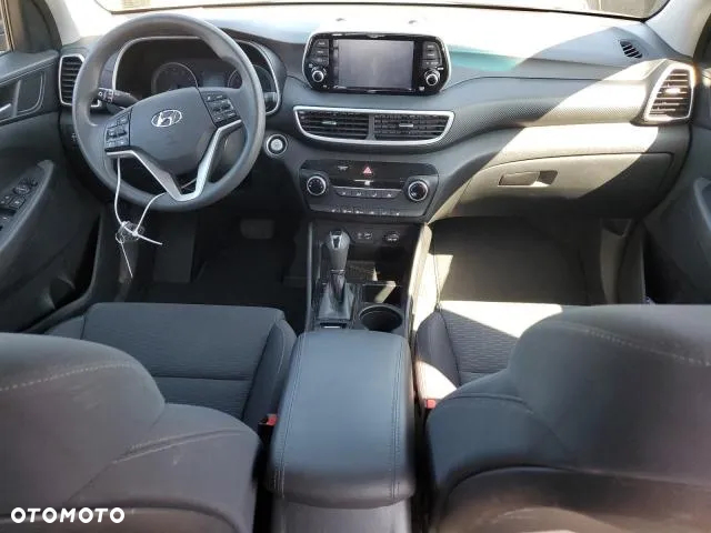 Hyundai Tucson - 8
