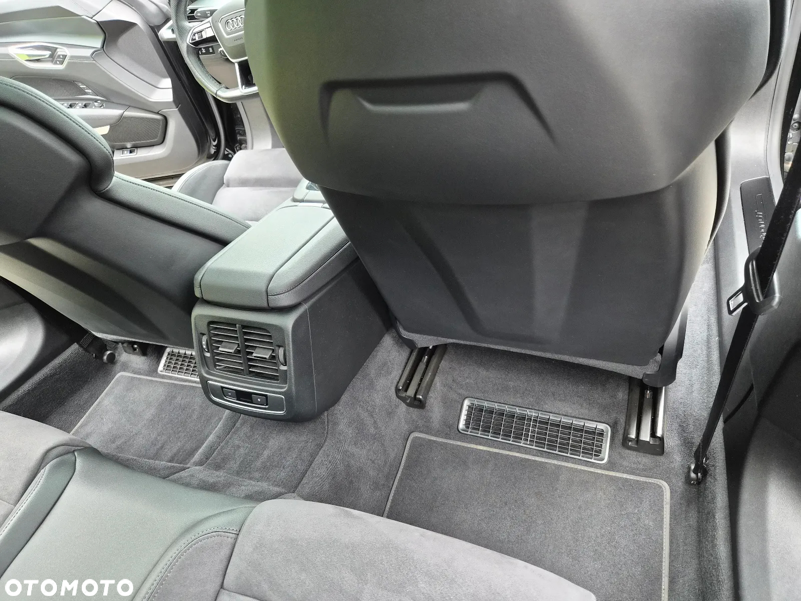Audi e-tron GT 60 93kWh Quattro - 17