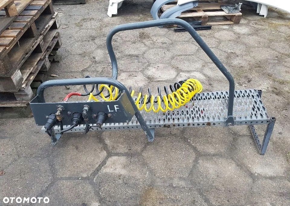 PODEST BLACHA NA RAME GNIAZDA DAF 45 55 LF - 1