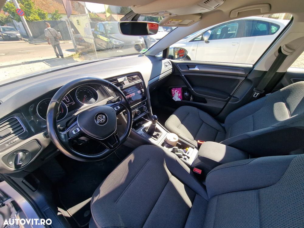 Volkswagen Golf 1.6 TDI Comfortline - 2