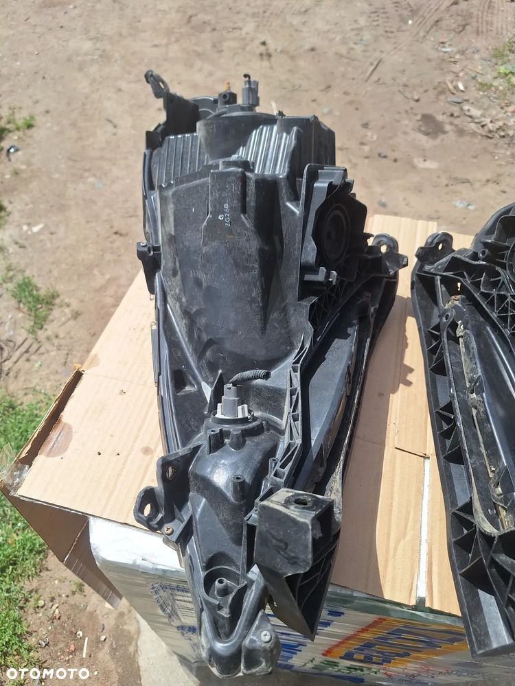 lampa prawa lub lewa przód Honda Jazz III Europa - 7
