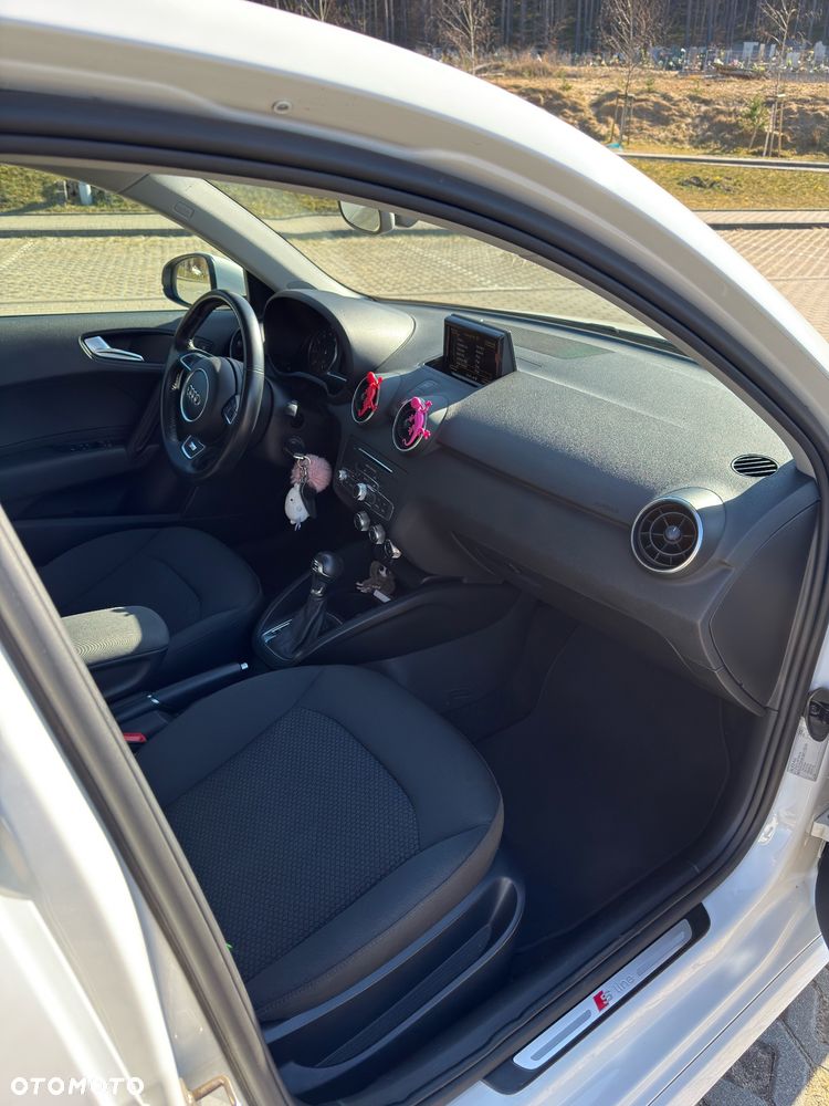 Audi A1 Sportback 1.0 TFSI ultra Design S tronic - 12