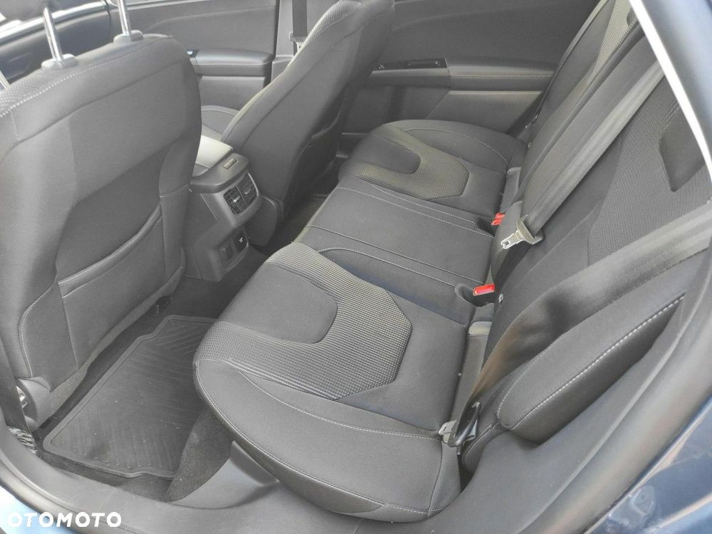 Ford Mondeo - 19