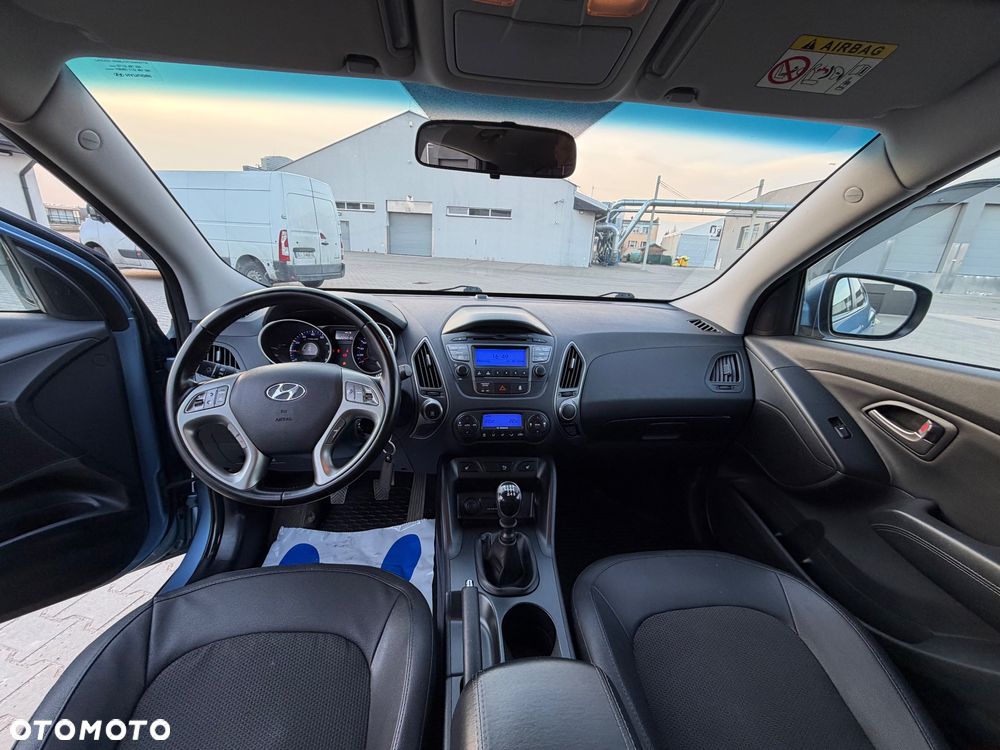 Hyundai ix35 1.6 2WD blue Style - 12