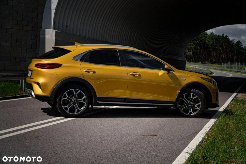 Kia XCeed - 25