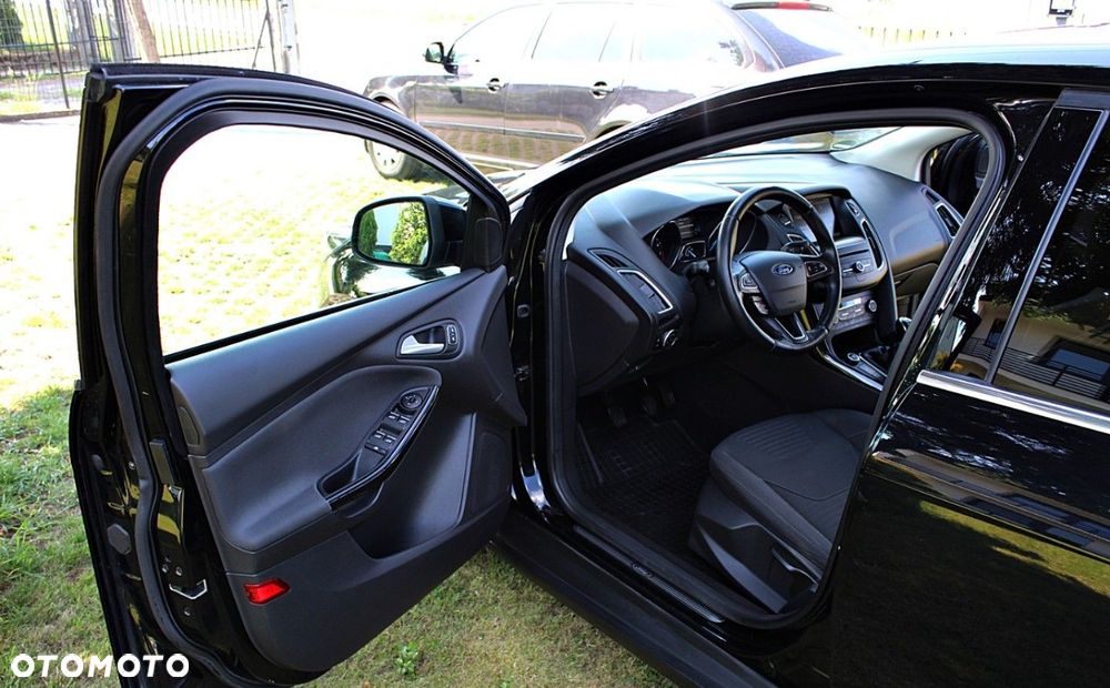 Ford Focus - 10
