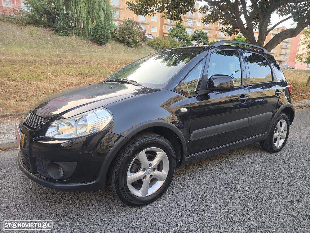 Suzuki SX4 1.5 GLX Outdoor Line - 3