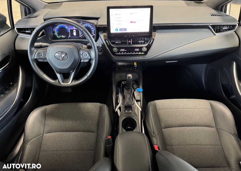 Toyota Corolla 1.8 Hybrid Touring Sports Team Deutschland - 14