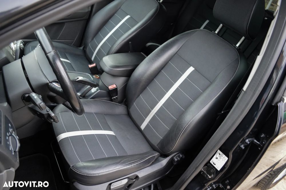 Ford Kuga 2.0 TDCi 4x4 Titanium - 11