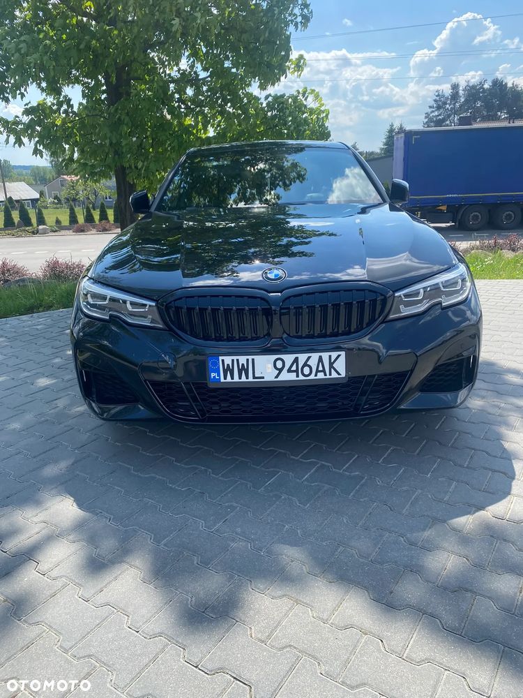 BMW Seria 3 330i M Sport - 1