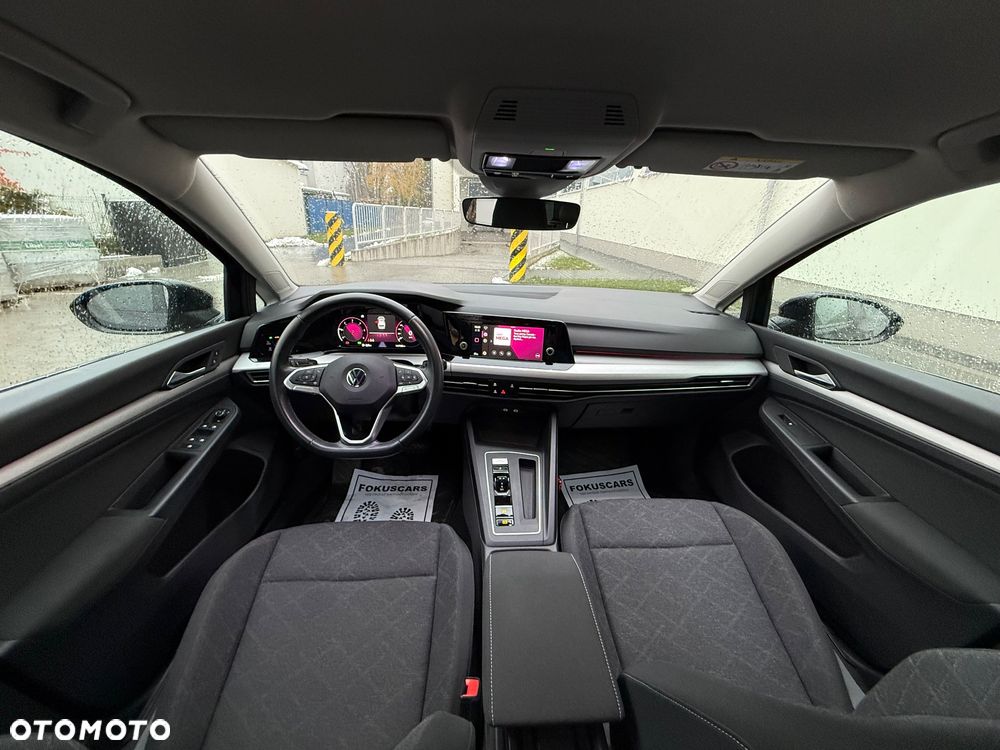 Volkswagen Golf - 27