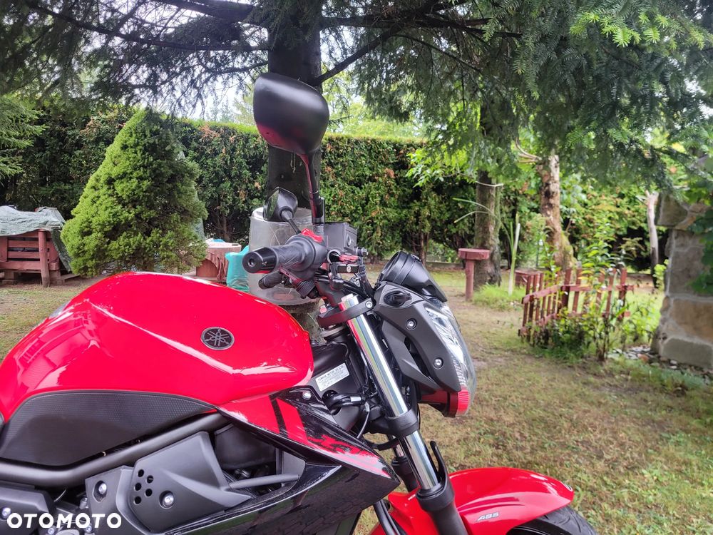 Yamaha XJ - 6