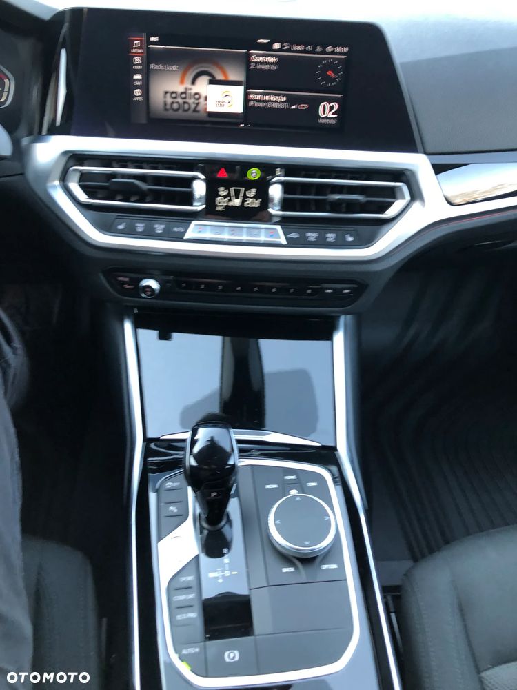 BMW Seria 3 318d Advantage - 11