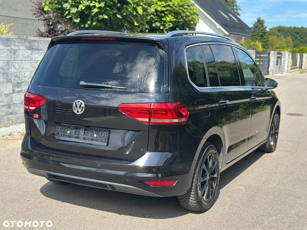 Volkswagen Touran 1.5 TSI EVO Comfortline - 11