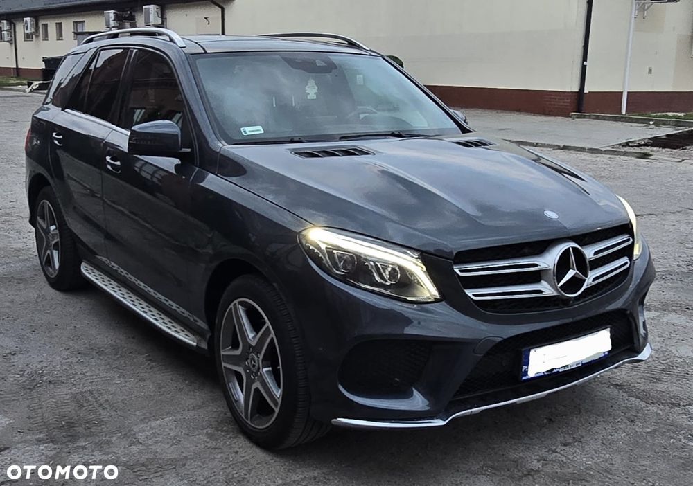 Mercedes-Benz GLE 250 d 4Matic 9G-TRONIC AMG Line - 3