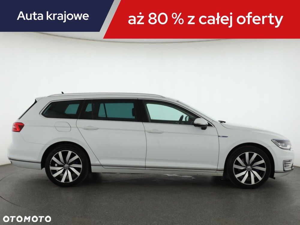 Volkswagen Passat Variant - 8
