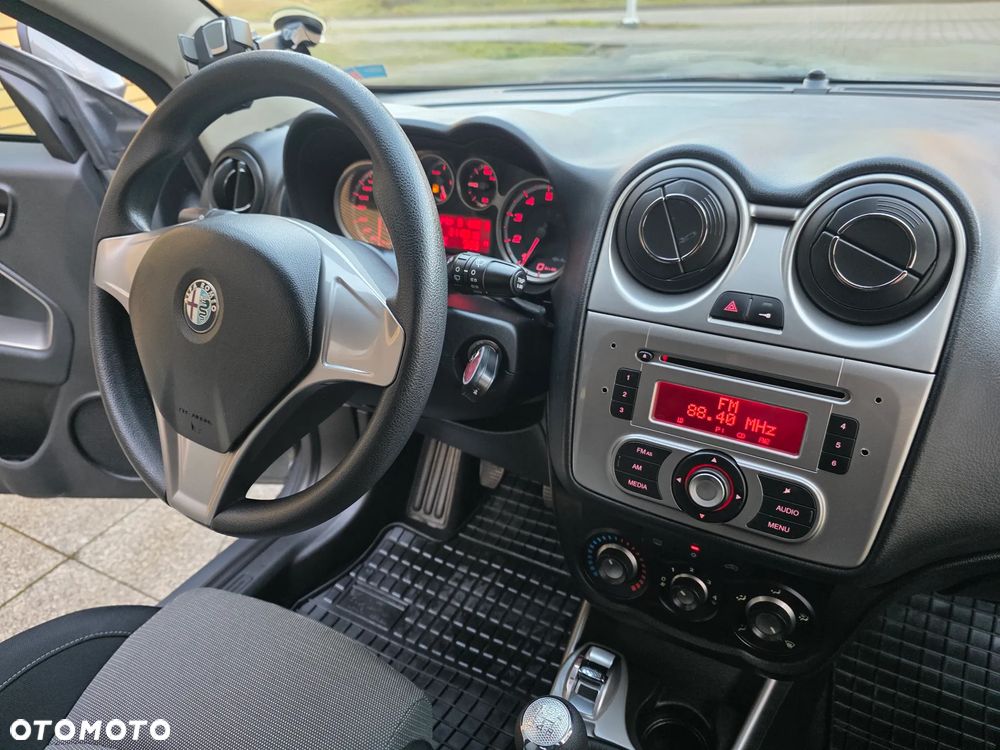 Alfa Romeo Mito 1.4 TB Distinctive - 14