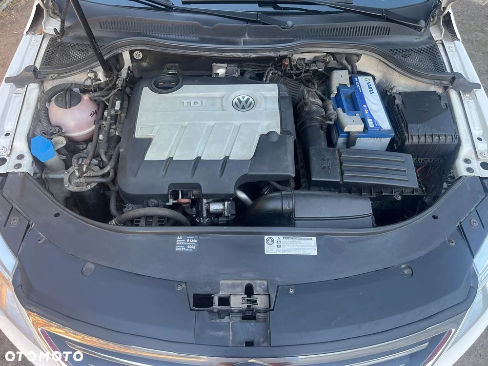 Volkswagen Passat CC - 23