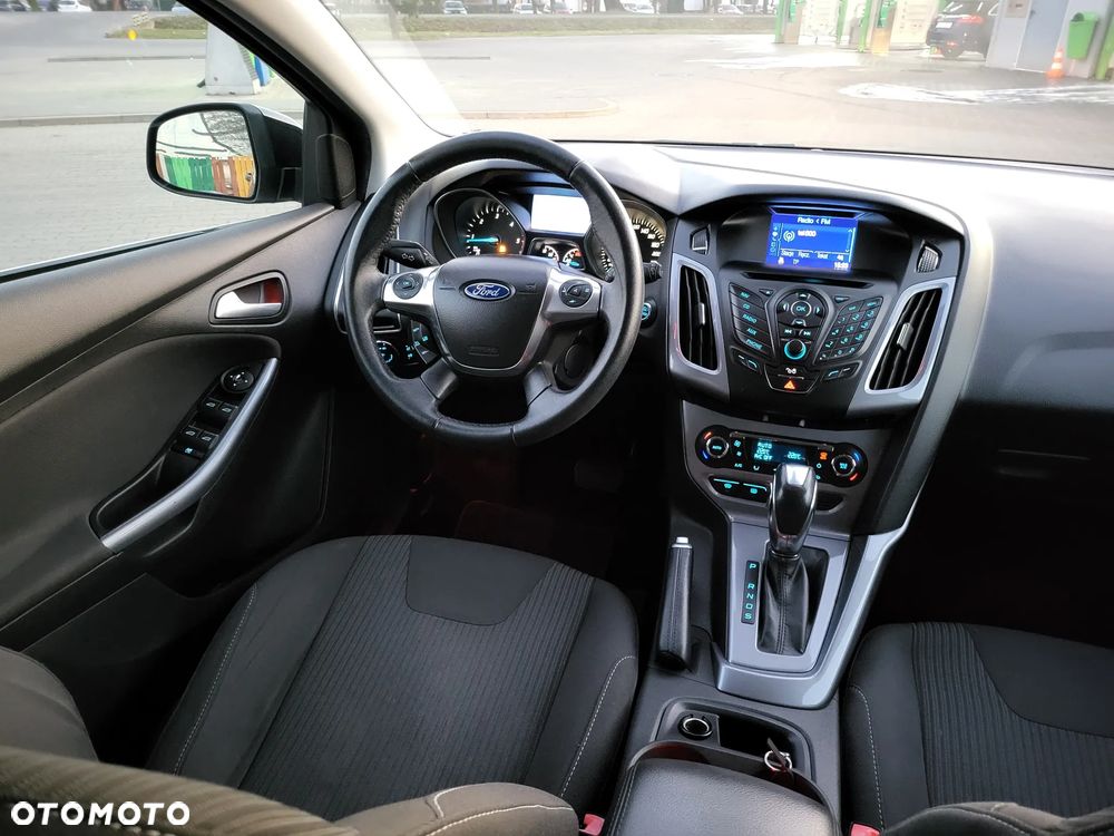 Ford Focus - 11