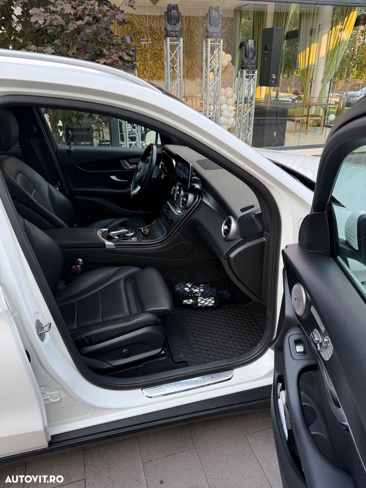Mercedes-Benz GLC - 9