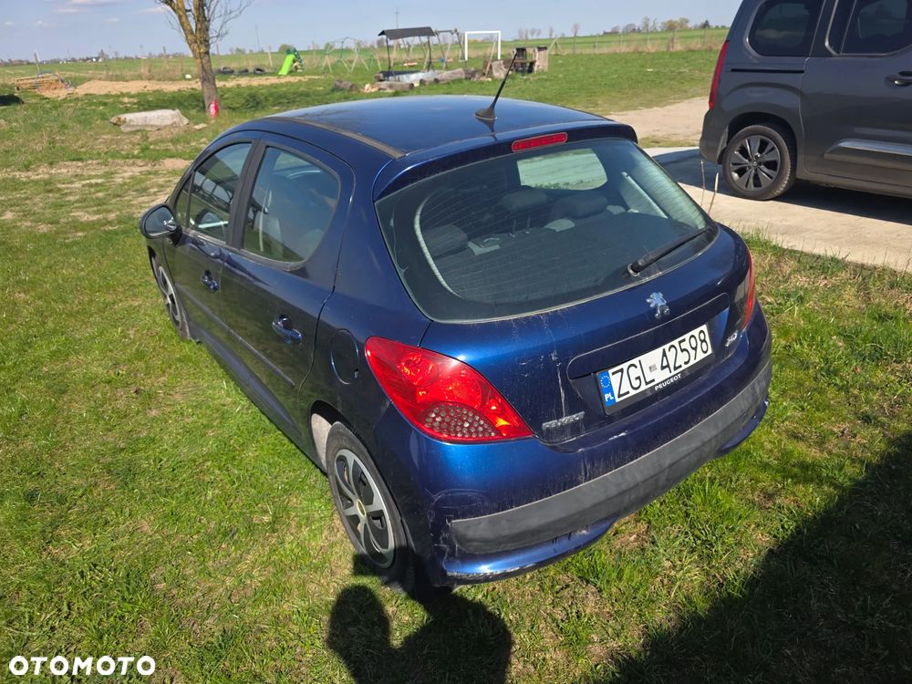 Peugeot 207 1.4 16V Presence - 3