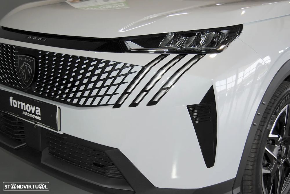 Peugeot 3008 1.2 Hybrid Allure e-DCS6 - 12