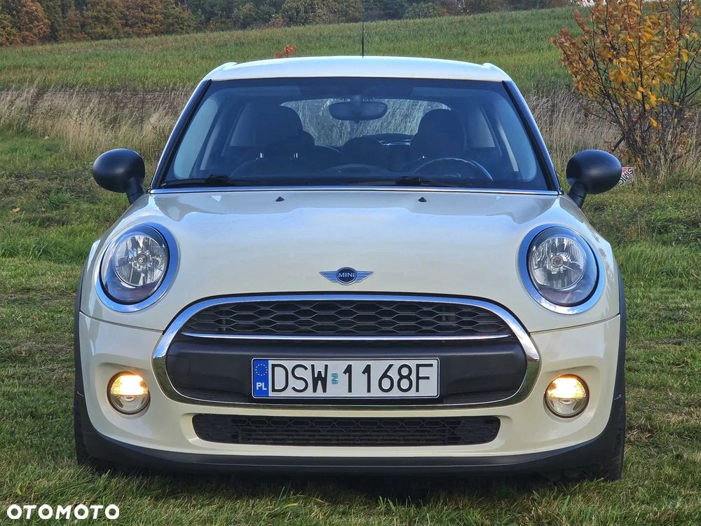Mini One 2015 photo 2