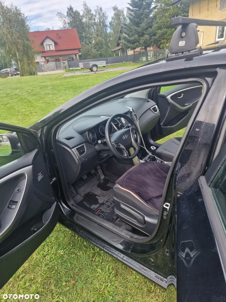 Hyundai i30 1.6 CRDi Comfort - 11