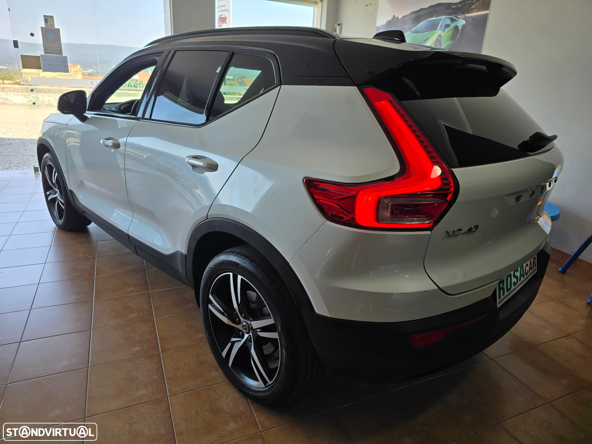 Volvo XC 40 1.5 T5 PHEV R-Design - 6