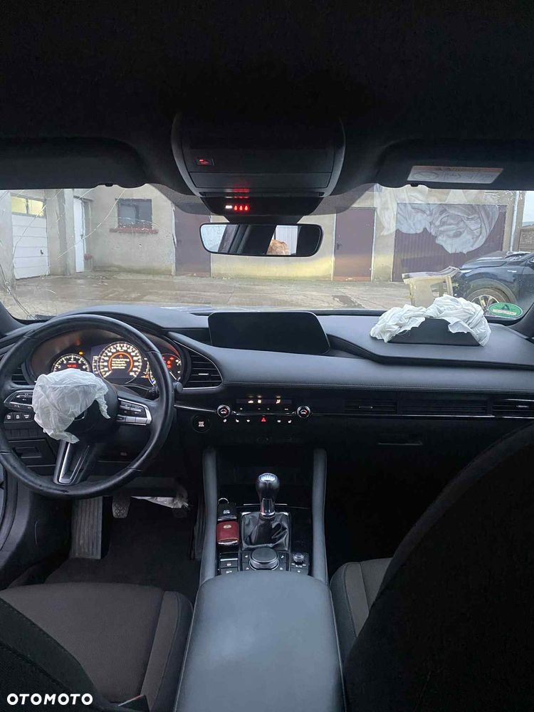 Mazda 3 SKYACTIV-G 2.0 M-Hybrid 150 - 11