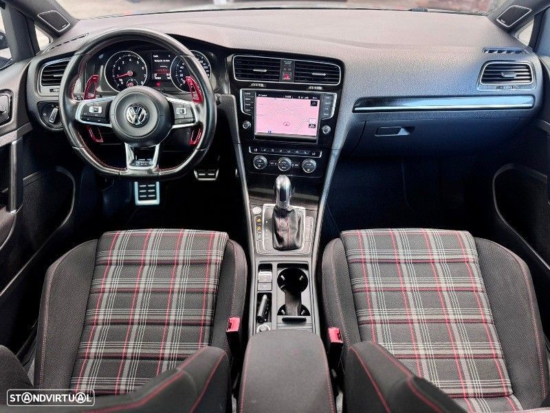VW Golf 2.0 TSi GTi DSG Performance - 2