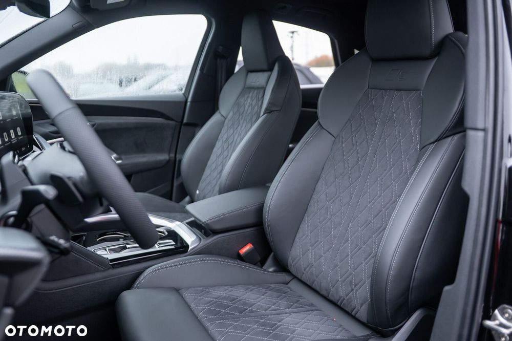 Audi Q5 Sportback - 12