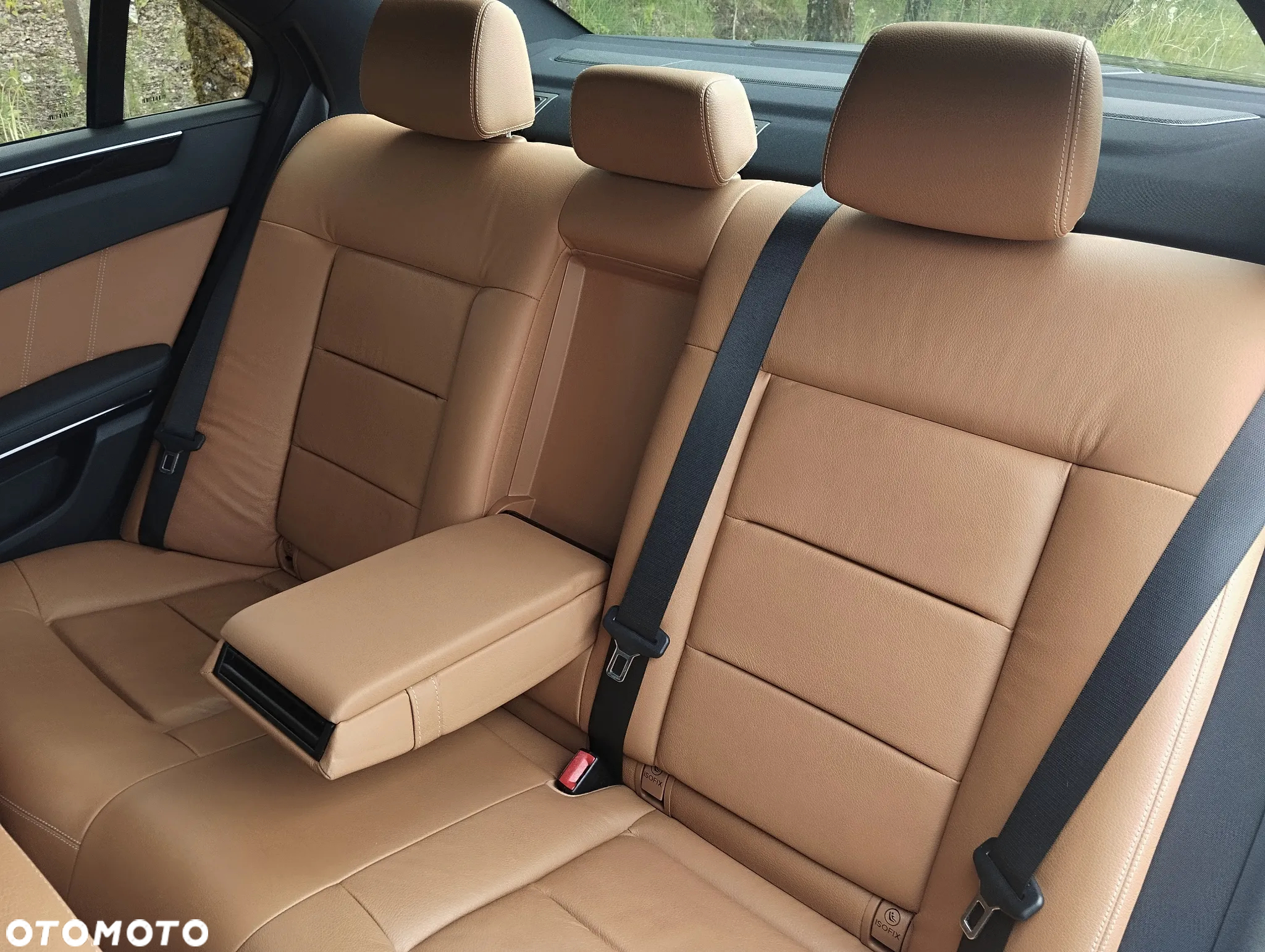 Mercedes-Benz Klasa E 200 BlueEFFICIENCY Avantgarde - 21