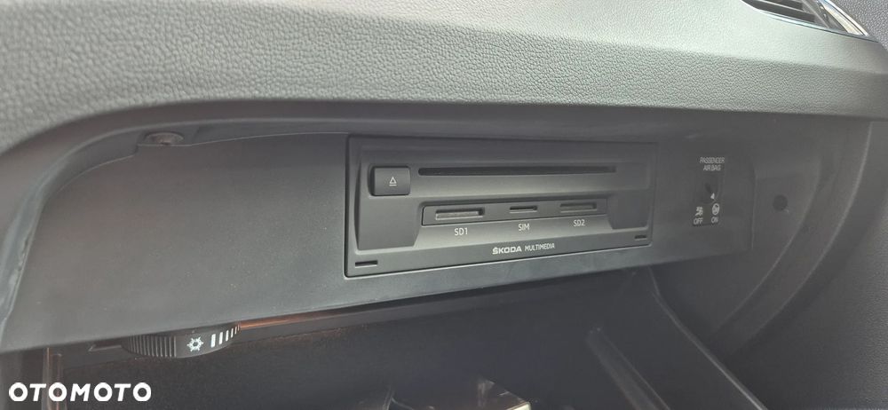 Skoda Octavia 2.0 TDI SCR 4x4 Style DSG - 18