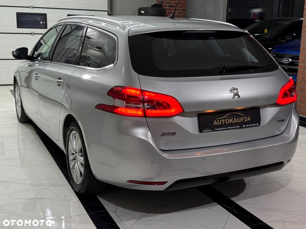 Peugeot 308 - 7