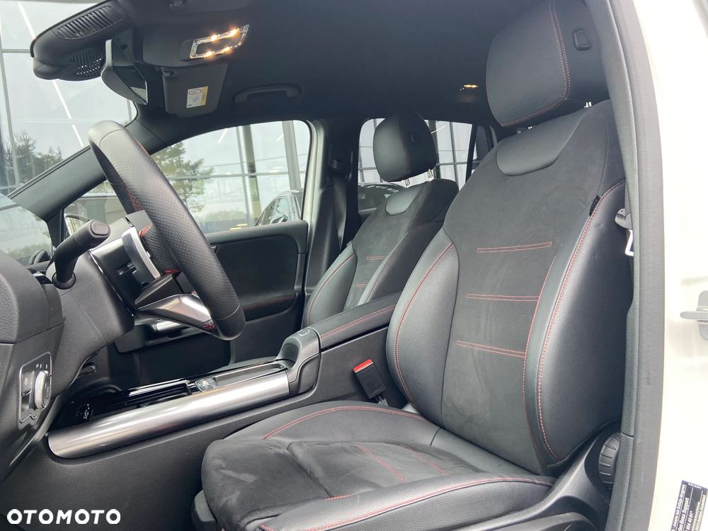 Mercedes-Benz GLA 200 mHEV AMG Line 7G-DCT - 7