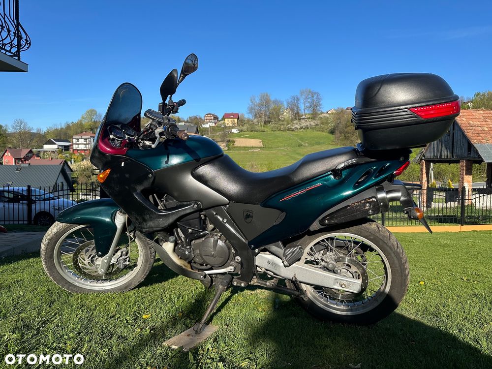 Aprilia Pegaso - 1