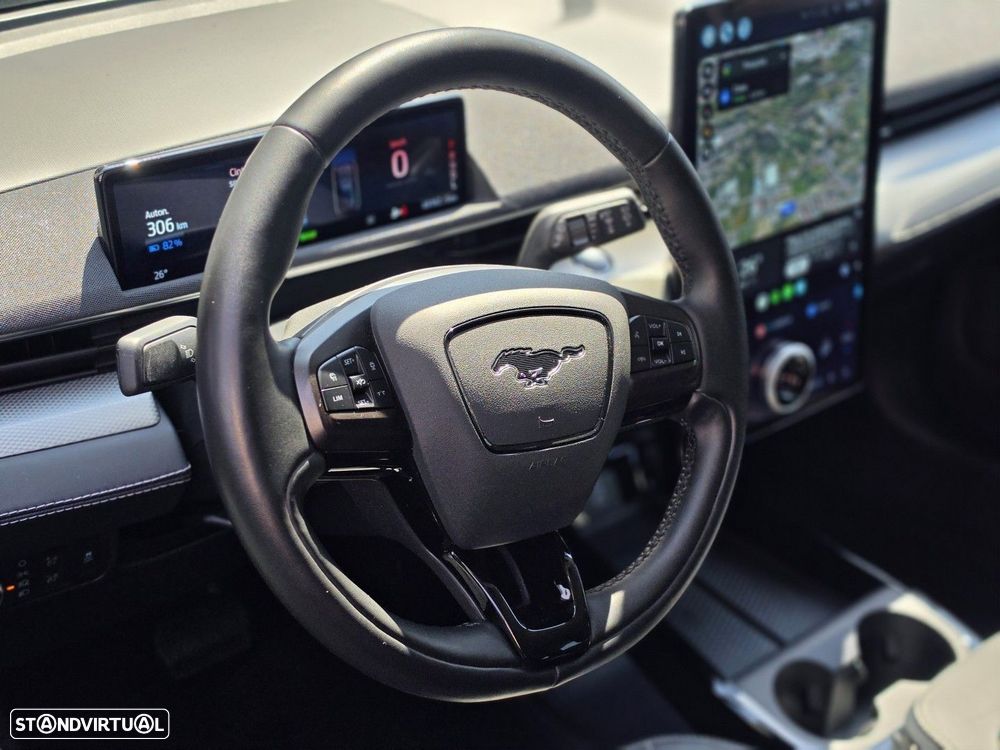 Ford Mustang Mach-E 75.7 kWh Base - 13