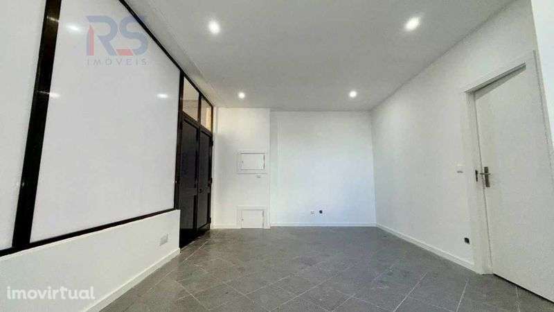 Venda de Loja Convertida em Habitação Santo Tirso Ótimo investimento - Grande imagem: 4/11