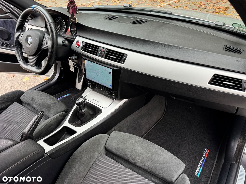 BMW Seria 3 320i - 21
