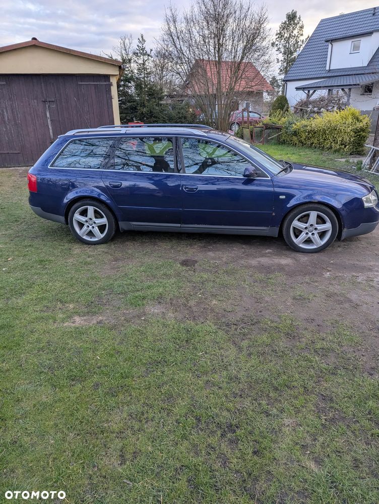 Audi A6 Avant 2.8 30V - 6