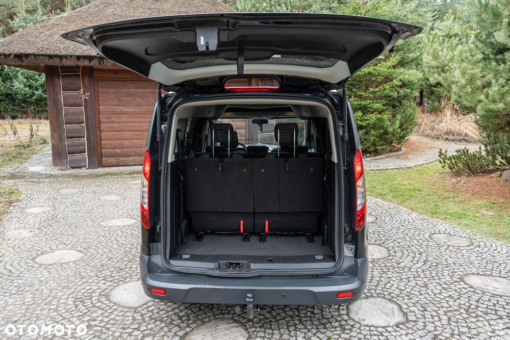 Ford Tourneo Connect Grand - 20