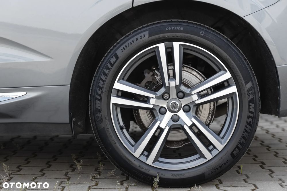 Volvo XC 60 B4 D AWD Inscription - 13