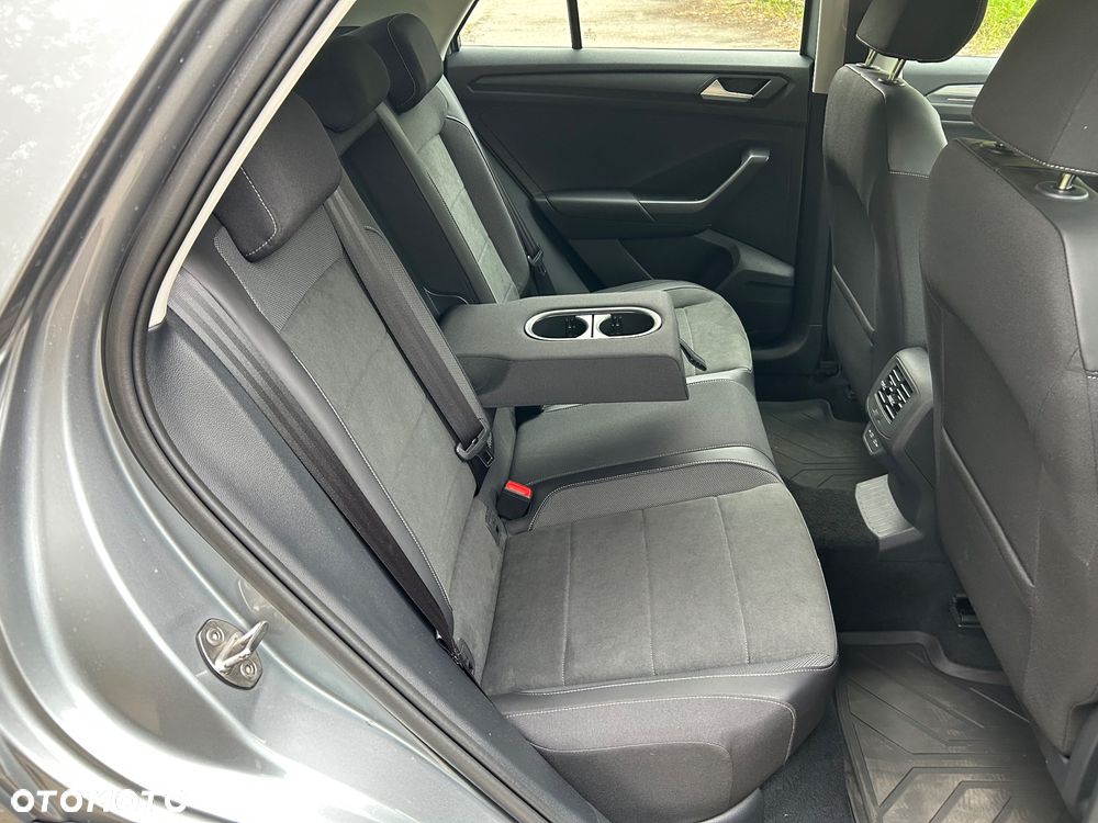 Volkswagen T-Roc 1.5 TSI Style DSG - 9