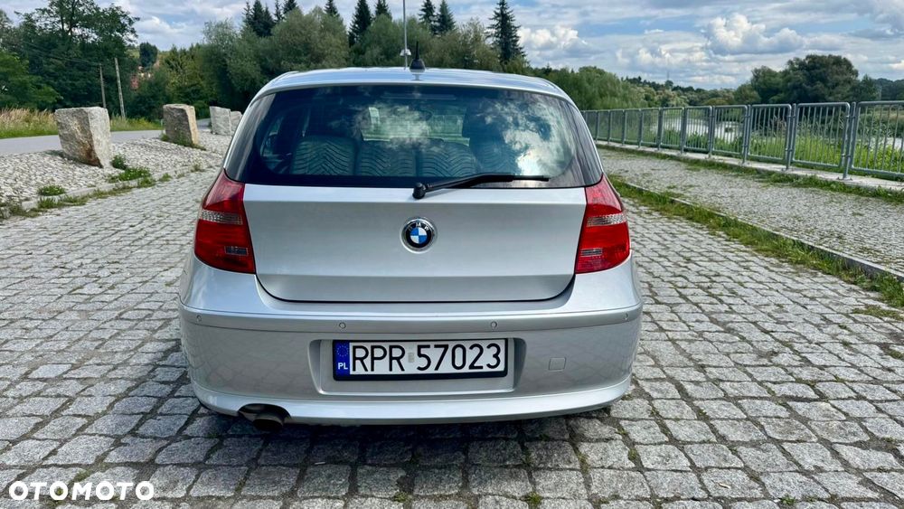 BMW Seria 1 116i - 10