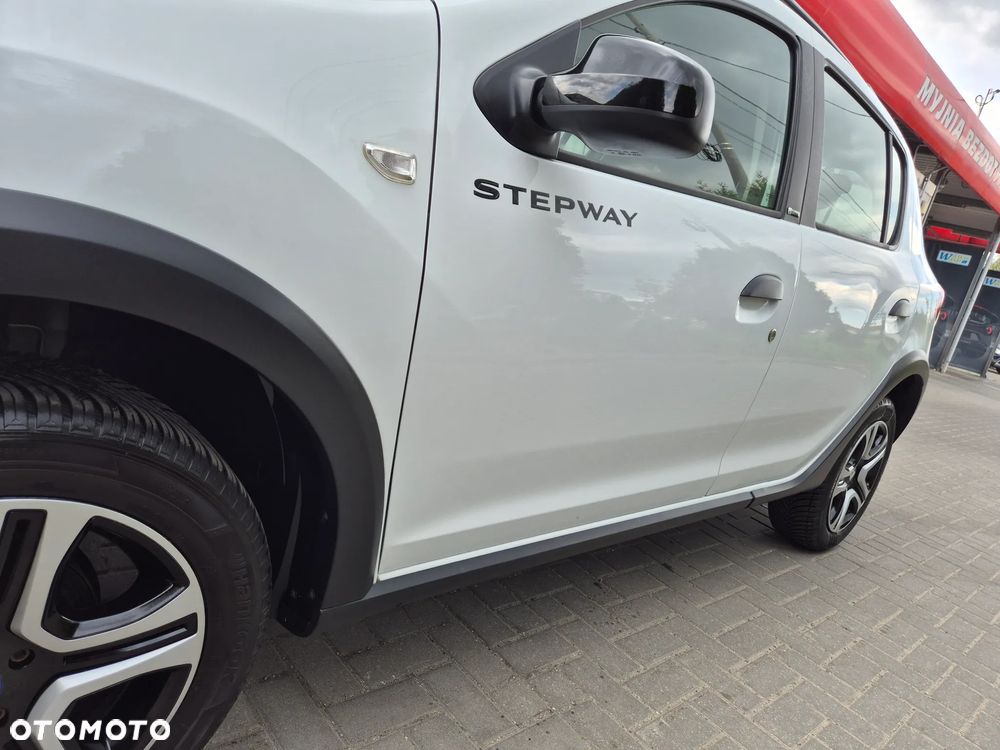 Dacia Sandero Stepway 1.0 TCe SL Celebration S&S - 19