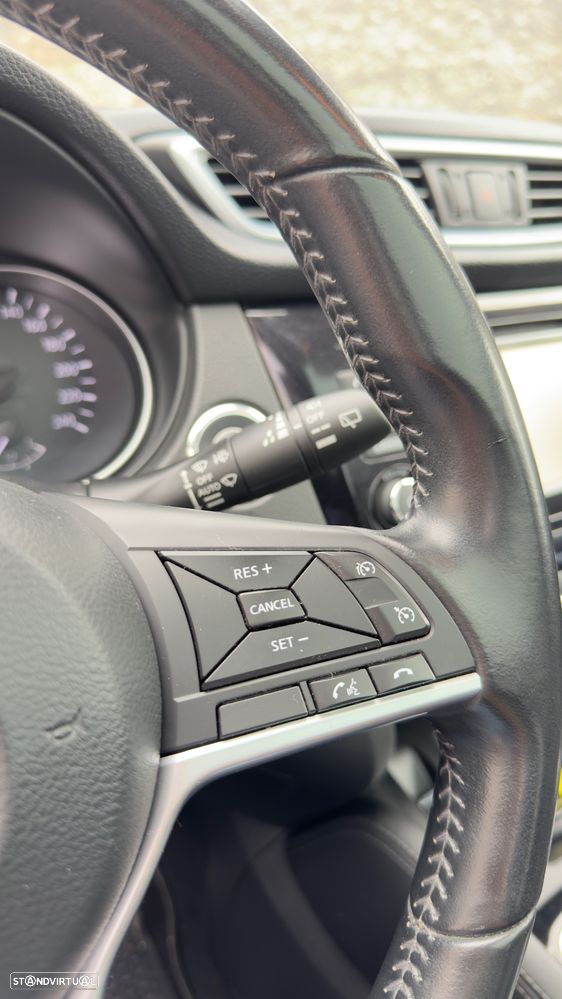 Nissan Qashqai 1.5 dCi N-Connecta - 16