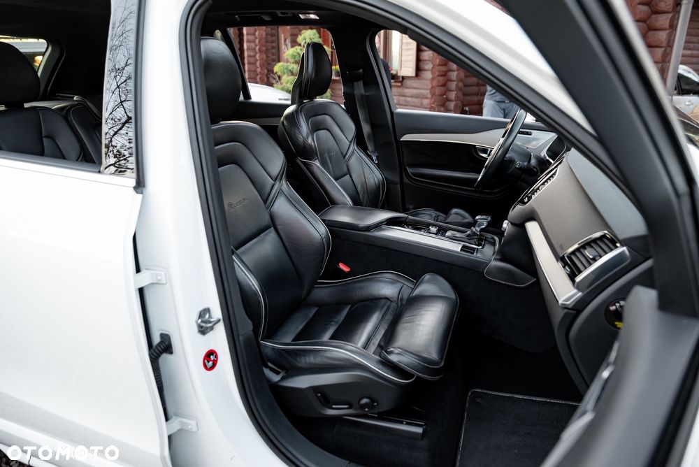 Volvo XC 90 D5 AWD R-Design - 26