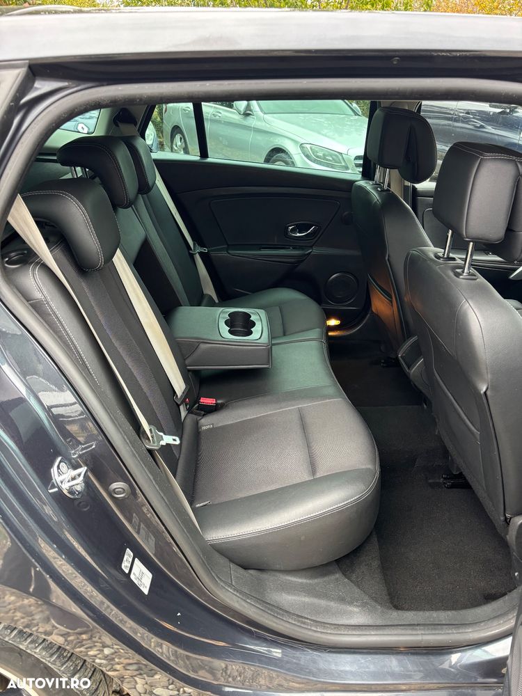 Renault Megane ENERGY dCi 110 Start & Stop Bose Edition - 6